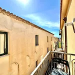 Apartment Casa Marzia By Housilia Cefalu
