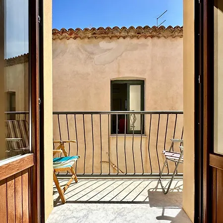 Appartamento Casa Marzia By Housilia Cefalù