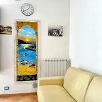 Casa Marzia By Housilia Lägenhet