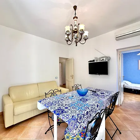 Apartment Casa Marzia By Housilia Cefalu