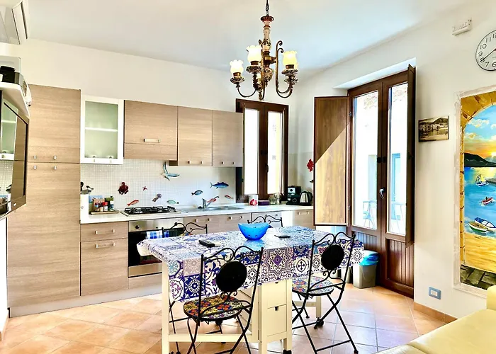 Casa Marzia By Housilia Апартаменти Чефалу